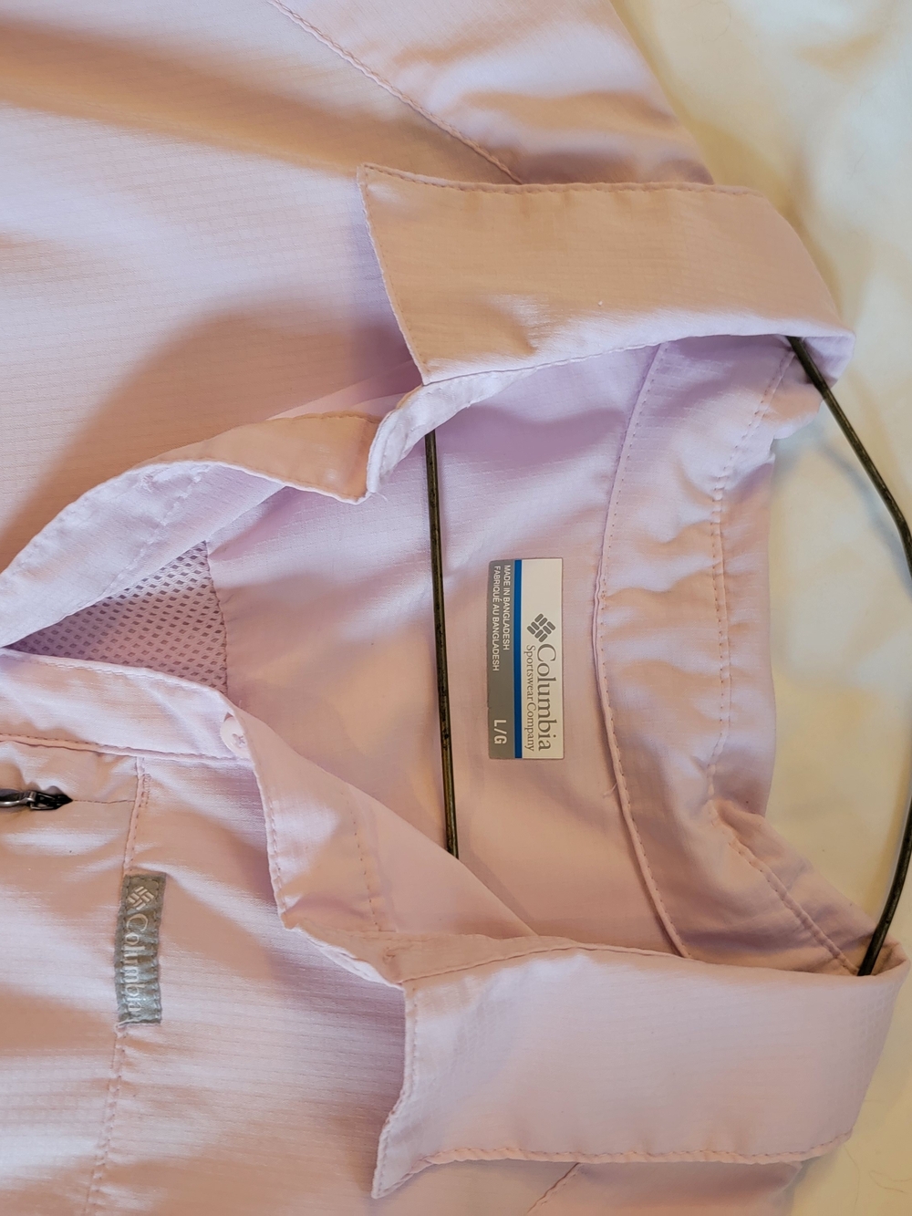 Columbia Light Pink Short-Sleeve Button-Down Shirt - Picture 4 of 7